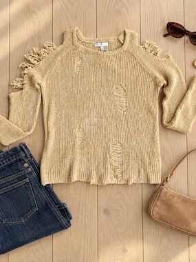✨NWT Gilded Intent Tan Distressed Fringe Cold Shoulder Sweater M✨